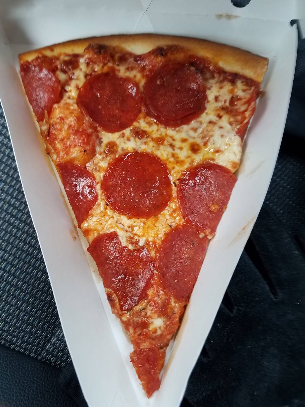 Pizza Pit | restaurant | 1860 E Washington Ave, Madison, WI 53704, USA | 6082467733 OR +1 608-246-7733