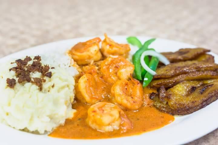 Barco latino restaurant | restaurant | 13705 Veterans Memorial Dr, Houston, TX 77066, USA | 2817521697 OR +1 281-752-1697