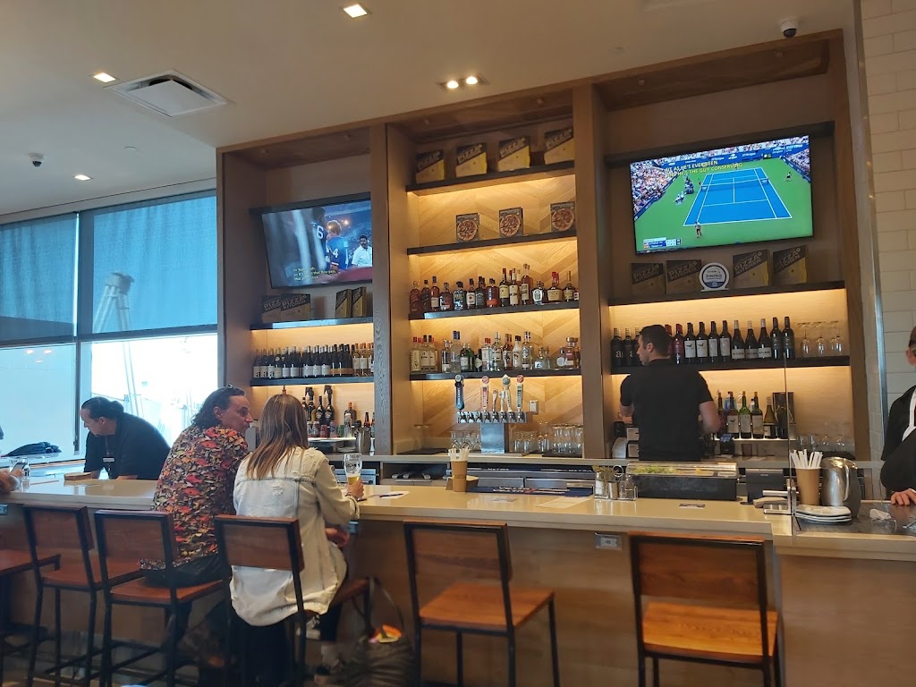 California Pizza Kitchen | restaurant | Q2P5+4FR, Salt Lake City, UT 84116, USA | 8015752627 OR +1 801-575-2627