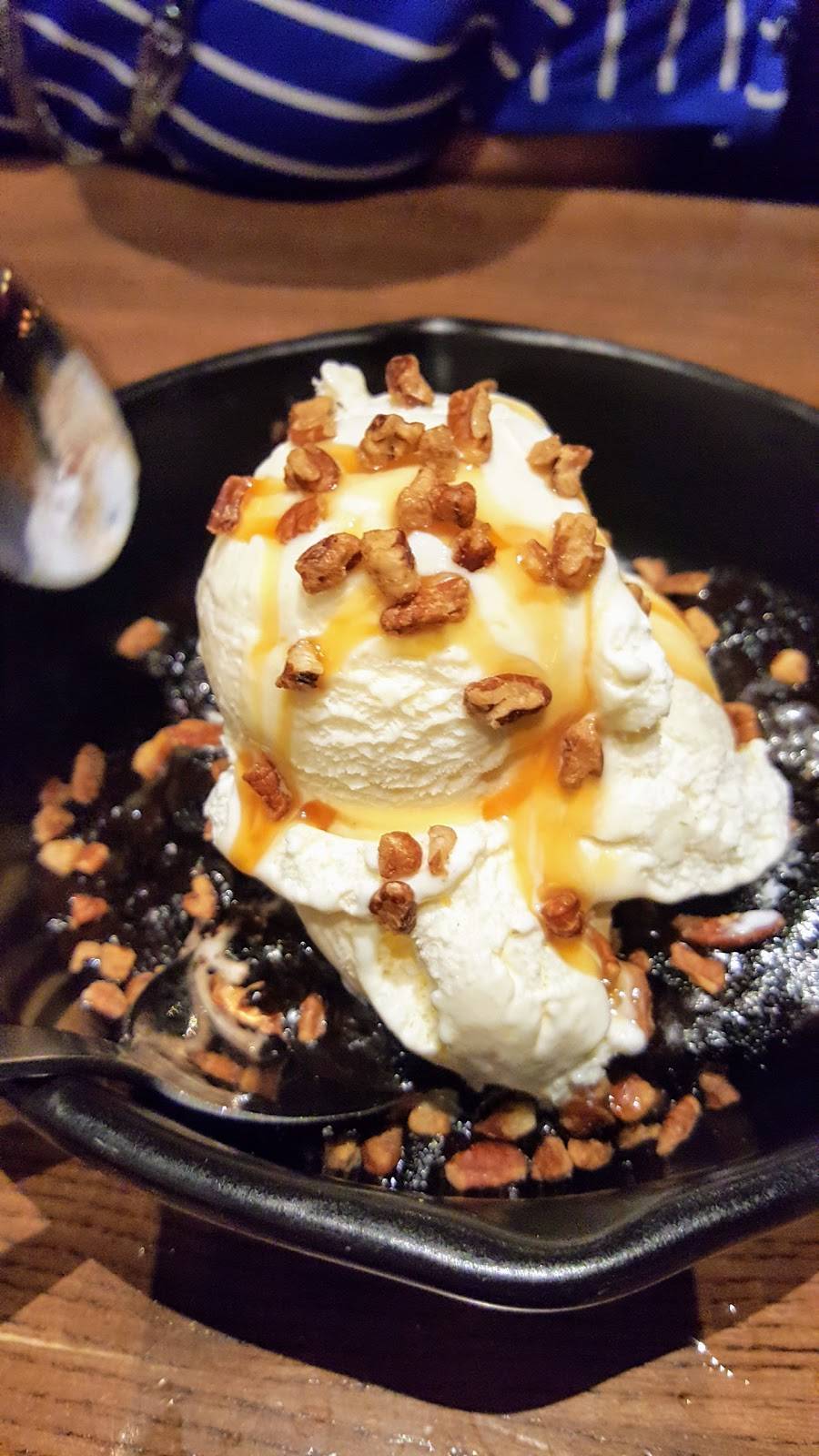 TGI Fridays | meal takeaway | 449 Opry Mills Dr, Nashville, TN 37214, USA | 6159707437 OR +1 615-970-7437