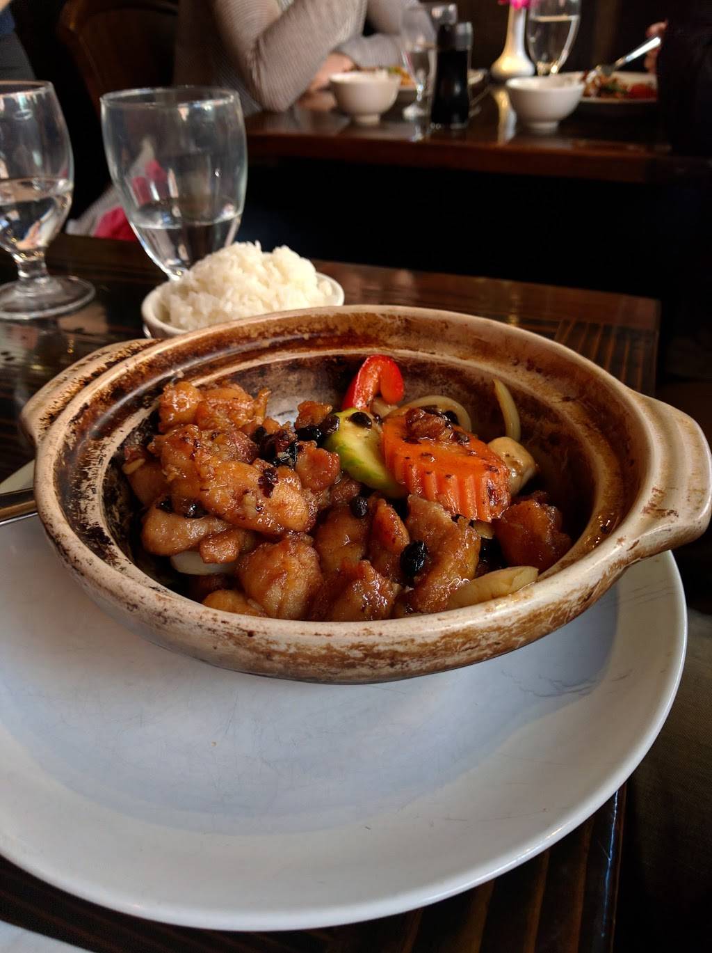 Sawadee | restaurant | 137 Newark Ave, Jersey City, NJ 07302, USA | 2014330888 OR +1 201-433-0888