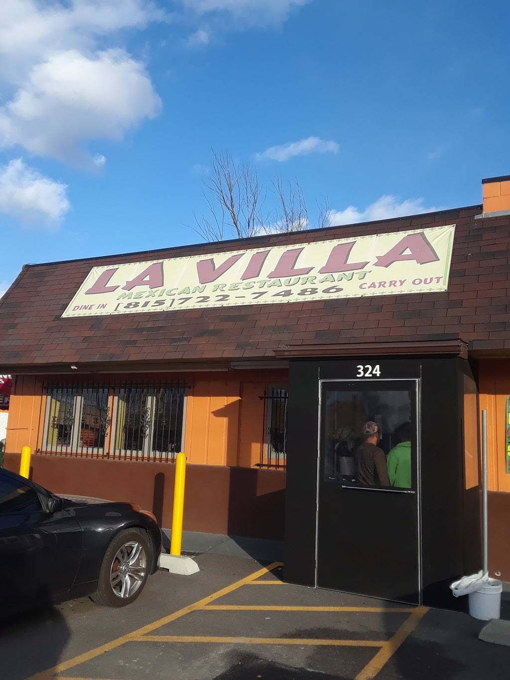 La Villa Restaurant | restaurant | 324 Collins St, Joliet, IL 60432, USA | 8157227486 OR +1 815-722-7486