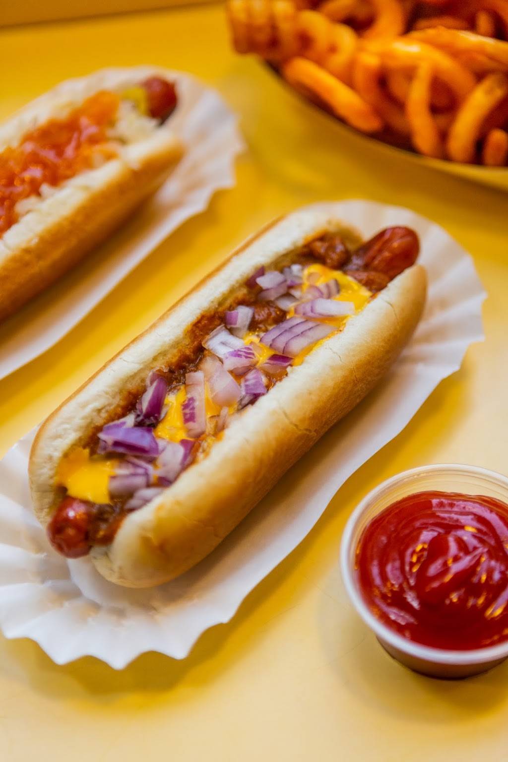 Papaya King | restaurant | 179 East 86th St, New York, NY 10028, USA | 2123690648 OR +1 212-369-0648