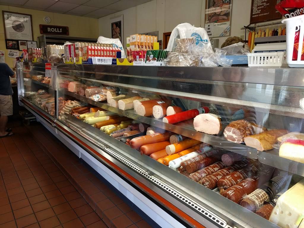 Mattern Sausage & Meats | restaurant | 4327 E Chapman Ave, Orange, CA 92869, USA | 7146393550 OR +1 714-639-3550