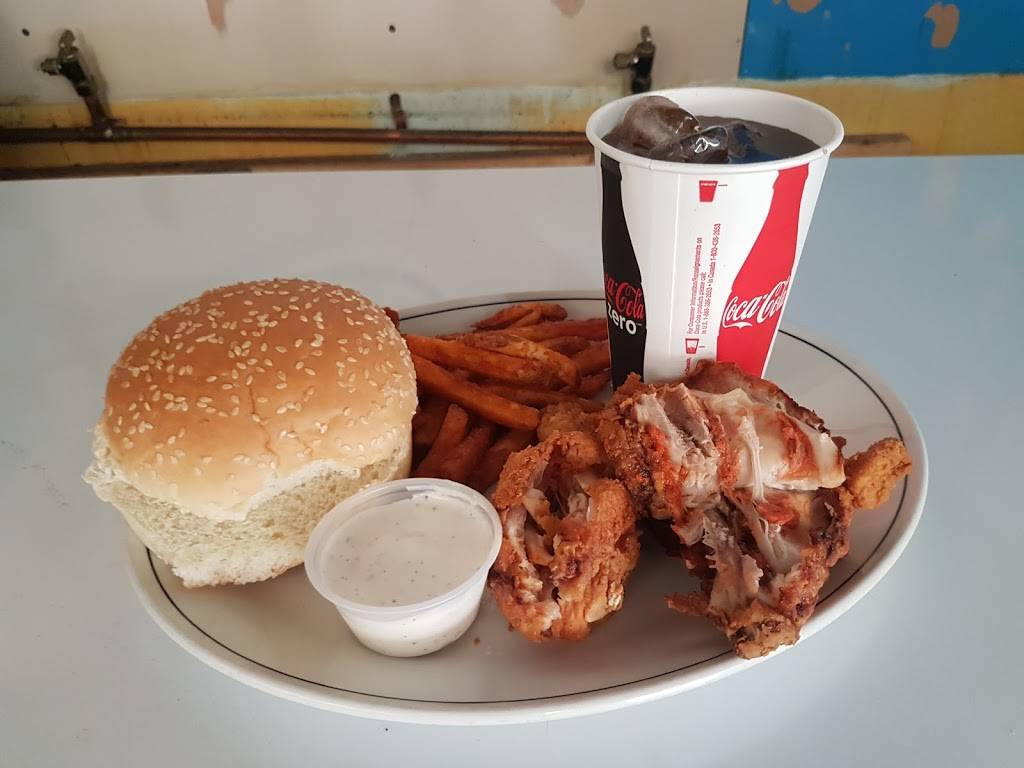 4C BROAST CHICKEN AL BAIK STYLE | restaurant | 1758 Lawrence Ave E, Scarborough, ON M1R 2Y1, Canada | 6477483444 OR +1 647-748-3444