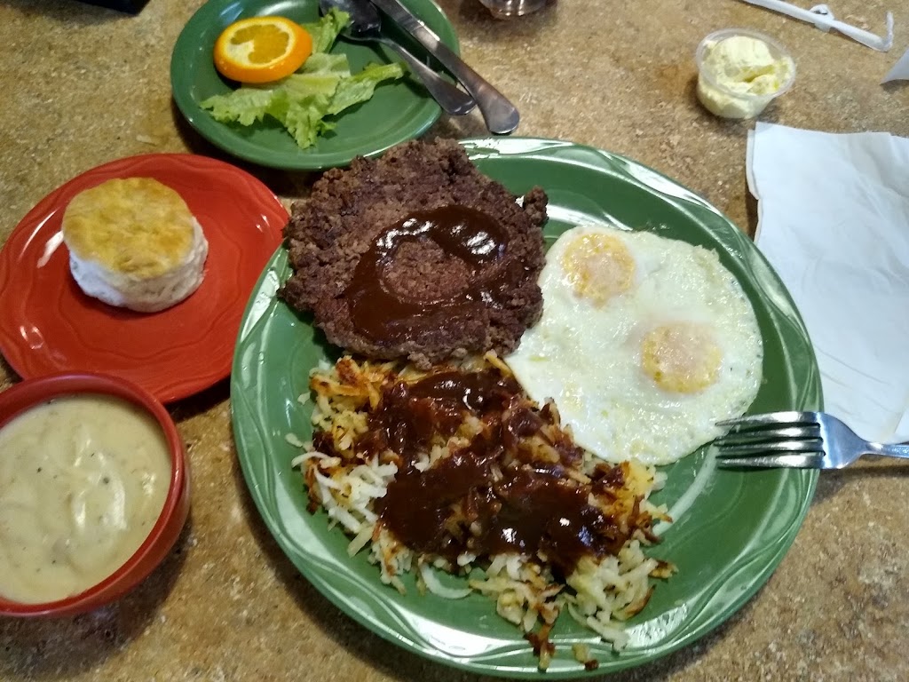 Mary & Moes Wigwam | restaurant | 255 Main St, Fernley, NV 89408, USA | 7755752573 OR +1 775-575-2573