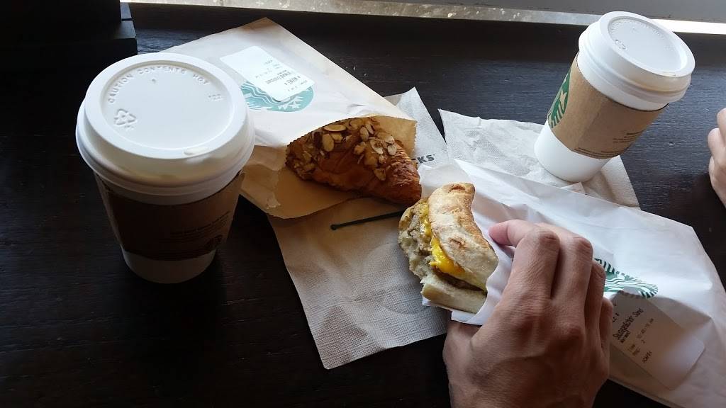 Starbucks | cafe | 859 State Highway 121 Bypass, Lewisville, TX 75067, USA | 9724597158 OR +1 972-459-7158