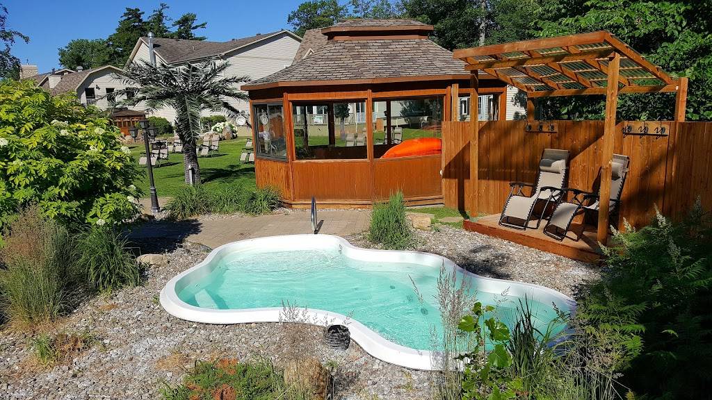 LOasis De Lile | restaurant | 25 Chemin des Îles-Yale, Saint-Eustache, QC J7P 5M6, Canada | 4504720263 OR +1 450-472-0263