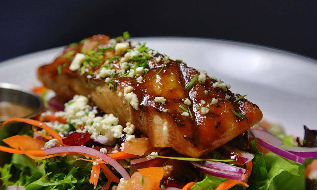 The Fireside Restaurant, LLC | restaurant | 7755 WI-42, Egg Harbor, WI 54209, USA | 9208684800 OR +1 920-868-4800