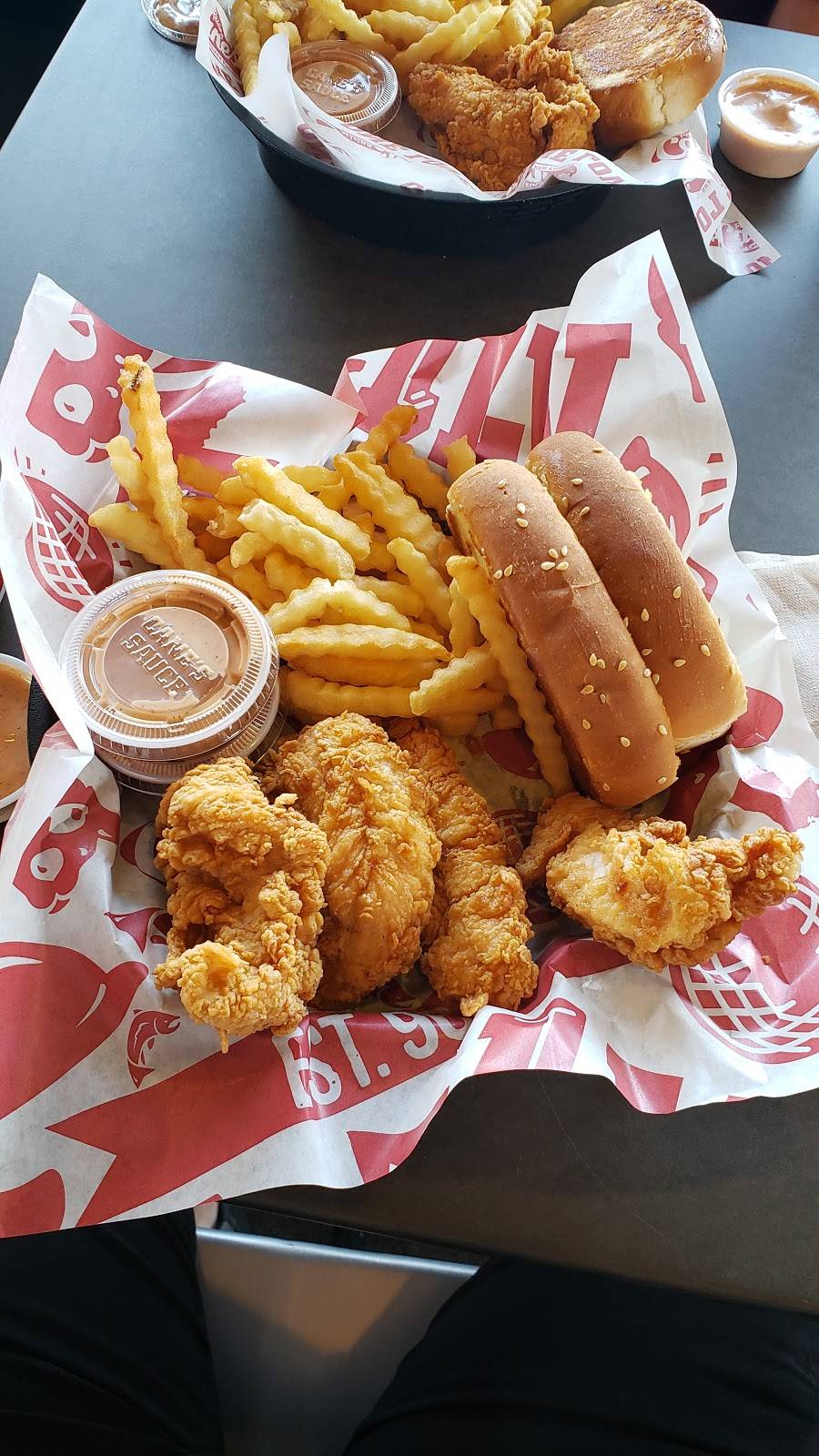 Raising Canes Chicken Fingers | meal takeaway | 10255 S Memorial Dr, Tulsa, OK 74133, USA | 9183644820 OR +1 918-364-4820