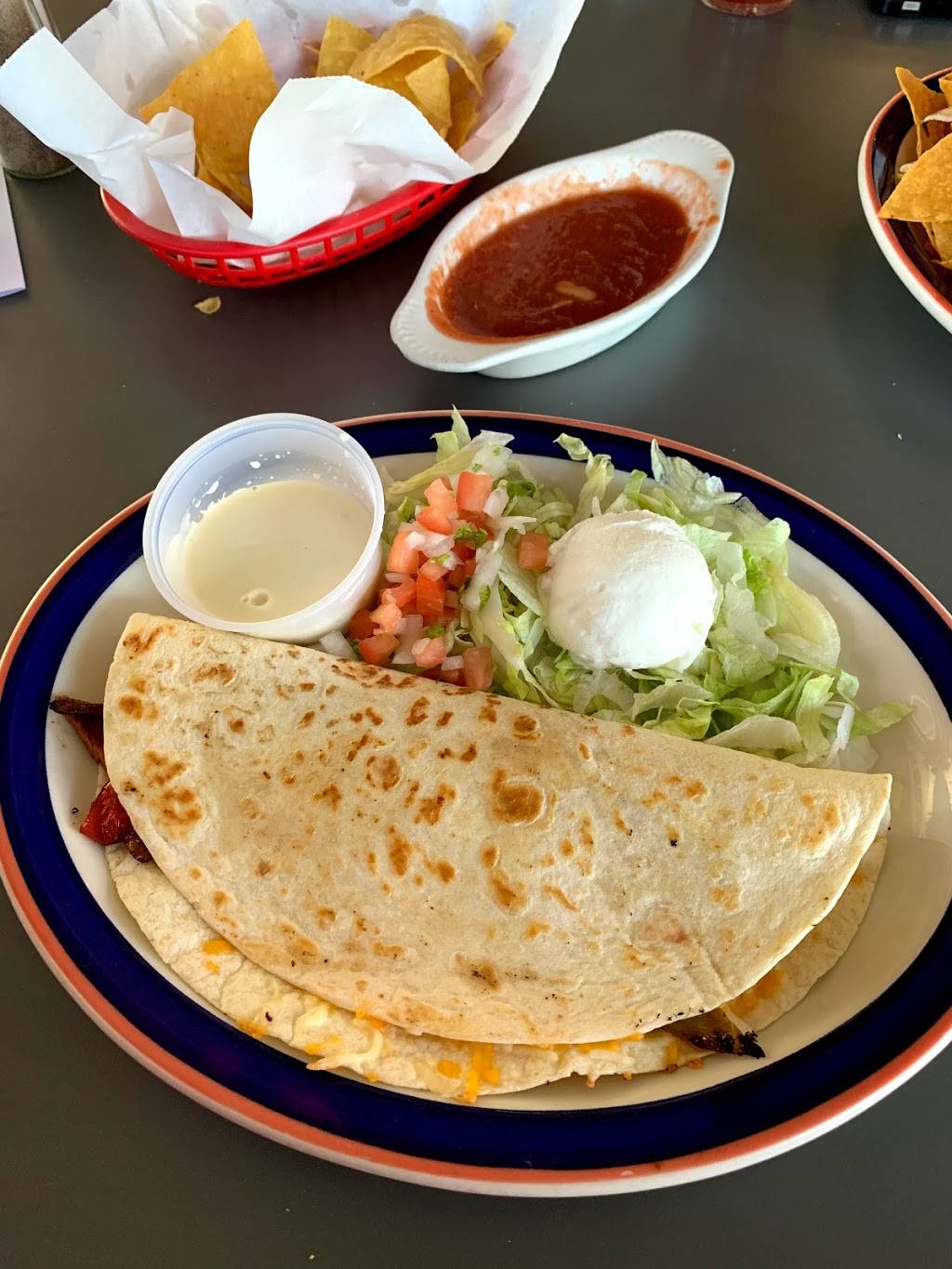 Casamigos Bar & Grill | restaurant | 259 Cedar Crest Ln, Friendsville, TN 37737, USA | 8652685400 OR +1 865-268-5400