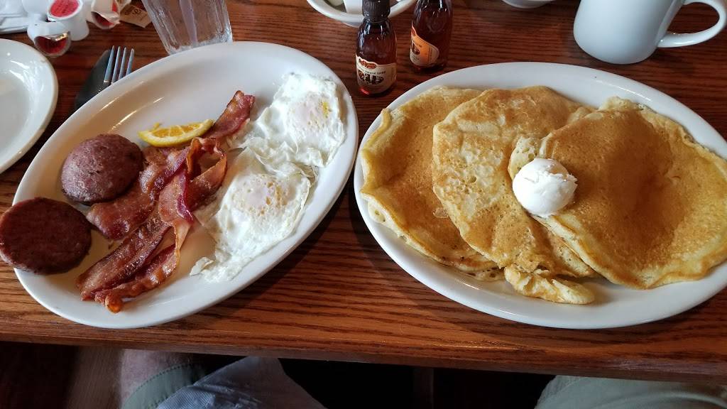 Cracker Barrel Old Country Store | restaurant | 235 Long Hollow Pike, Goodlettsville, TN 37072, USA | 6158594383 OR +1 615-859-4383