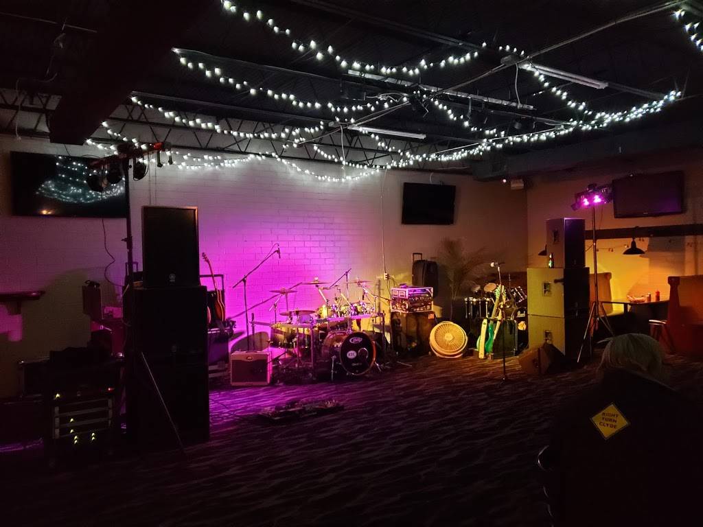 Filthy Lus Saloon | restaurant | 508 W Main Ave, Gastonia, NC 28052, USA | 7042155096 OR +1 704-215-5096