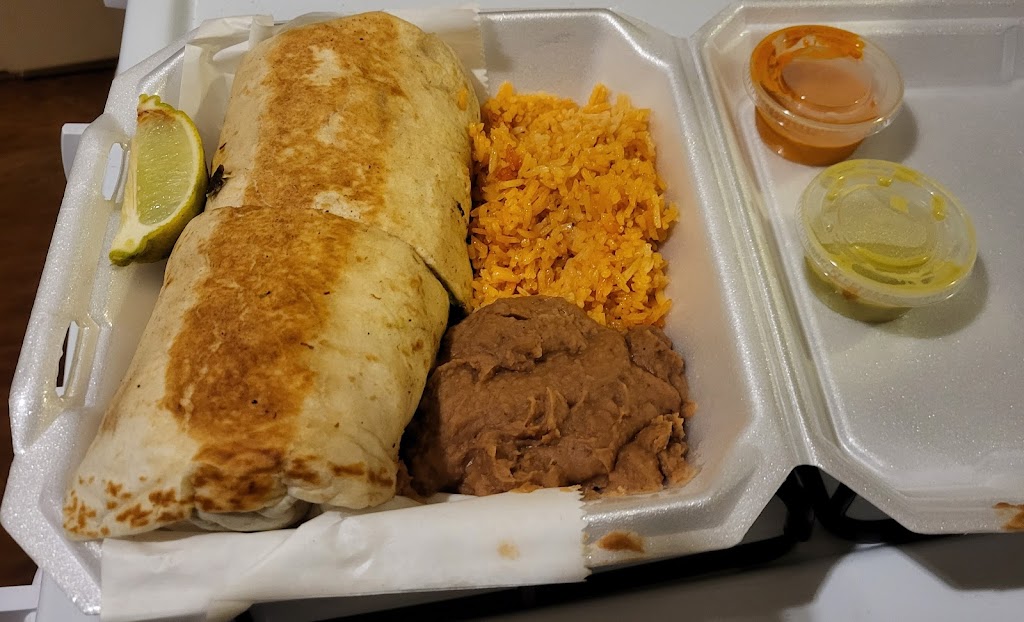 Las Regias Bar and Grill | restaurant | 905 E St Peter St, New Iberia, LA 70560, USA | 3372565047 OR +1 337-256-5047