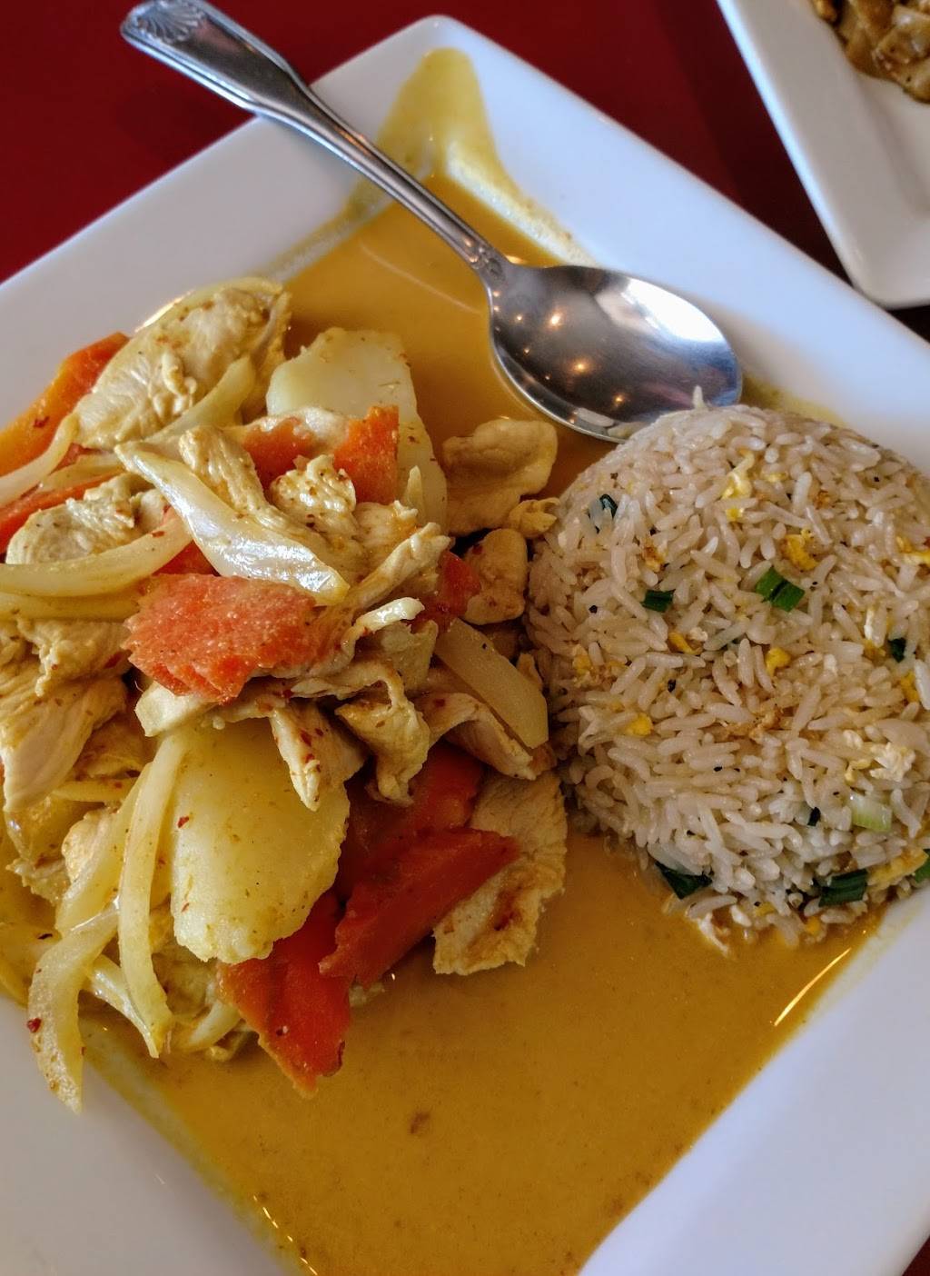 Pad Thai Kitchen | restaurant | 809 E Karsch Blvd, Farmington, MO 63640, USA | 5737470811 OR +1 573-747-0811