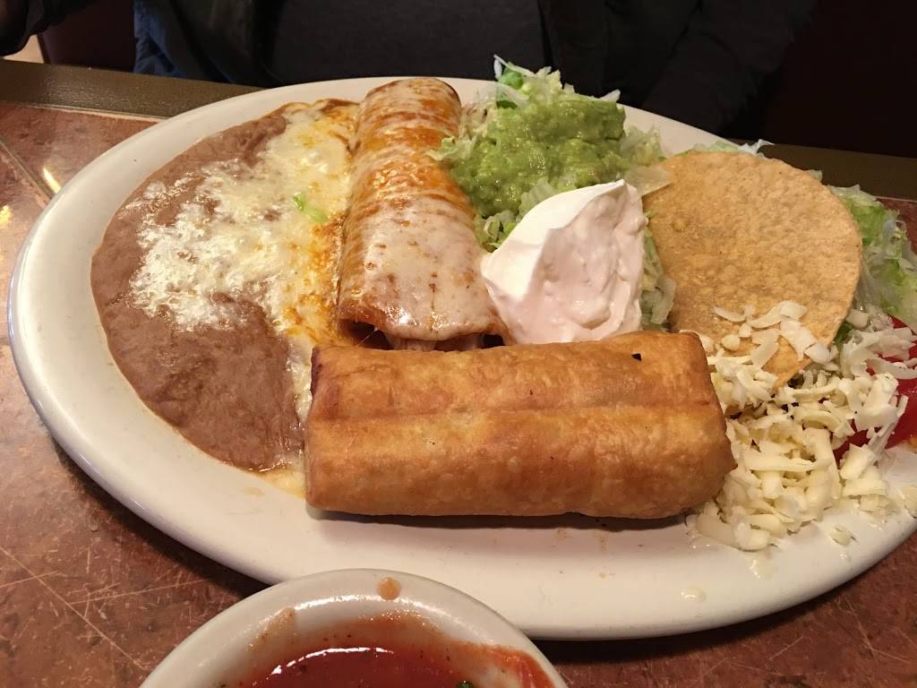 El Rodeo | restaurant | 99 W Esperanza Blvd, Green Valley, AZ 85614, USA | 5206252111 OR +1 520-625-2111