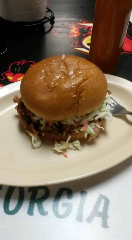 Hog Wild Barbeque | restaurant | 3749 Kings Hwy, Douglasville, GA 30135, USA | 7705775828 OR +1 770-577-5828