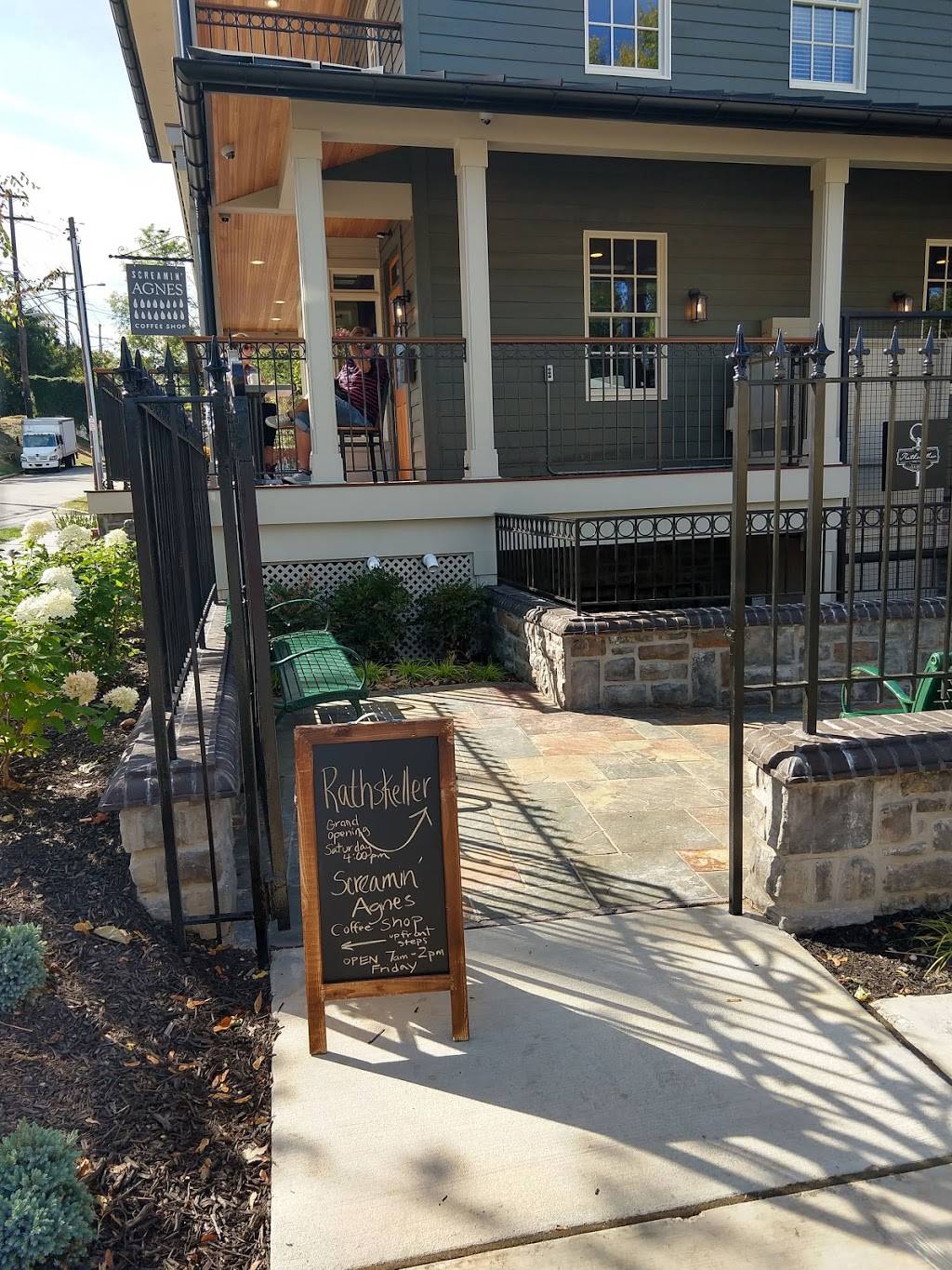 Rathskeller | restaurant | 5782 Main St, Elkridge, MD 21075, USA | 4107961530 OR +1 410-796-1530