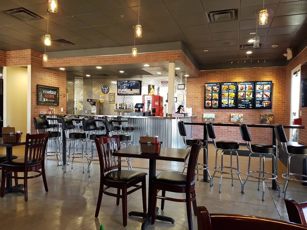 Dirt Dog | restaurant | 8390 S Rainbow Blvd #100, Las Vegas, NV 89139, USA | 7025504682 OR +1 702-550-4682