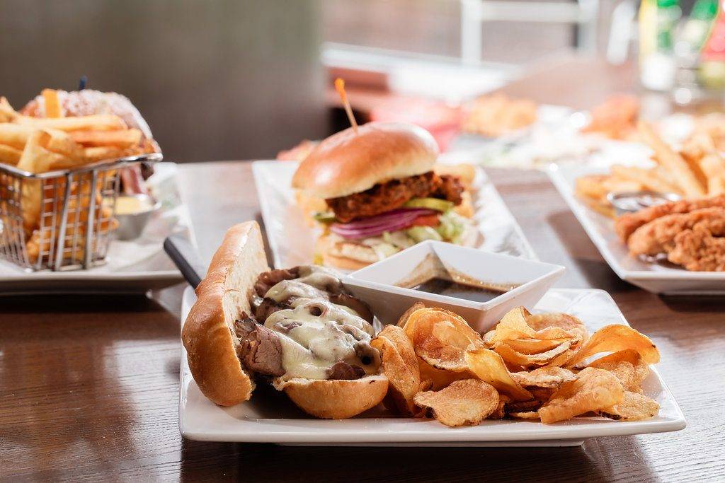 Eds Tavern | restaurant | 10719 Rodeo Drive, Lakewood Ranch, FL 34202, USA | 9419070400 OR +1 941-907-0400