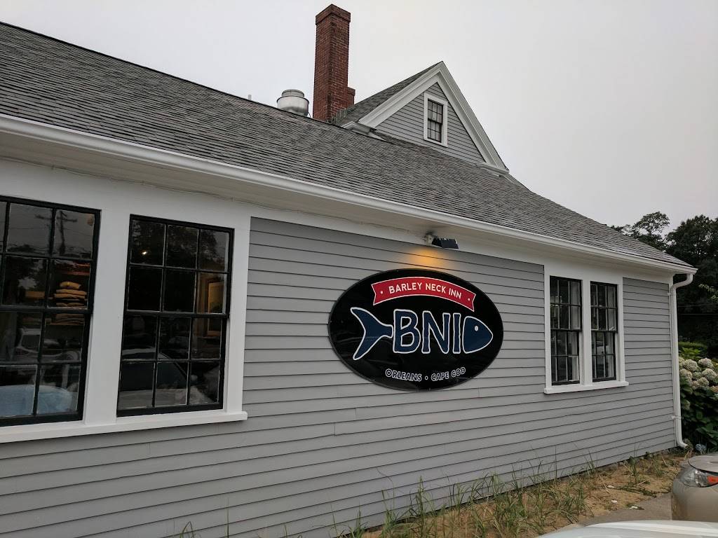 The Barley Neck Inn | restaurant | 5 Beach Rd, Orleans, MA 02653, USA | 5082550212 OR +1 508-255-0212