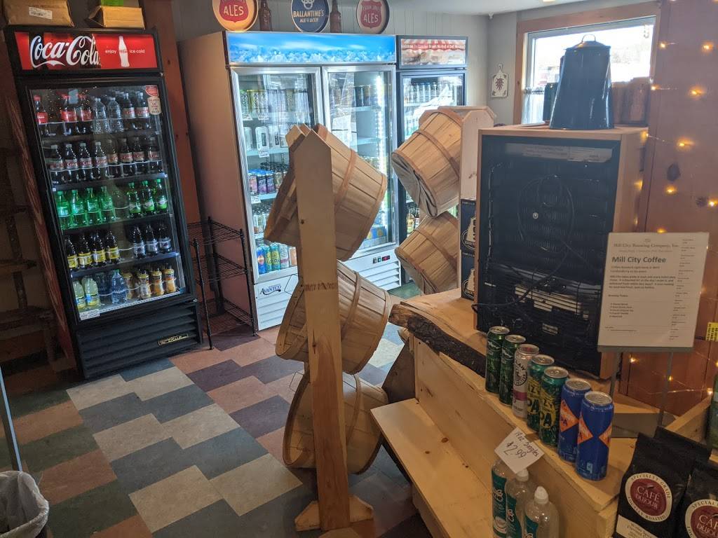 Camden brook cafe | restaurant | 43 John Stark Hwy, Newport, NH 03773, USA | 6038655416 OR +1 603-865-5416