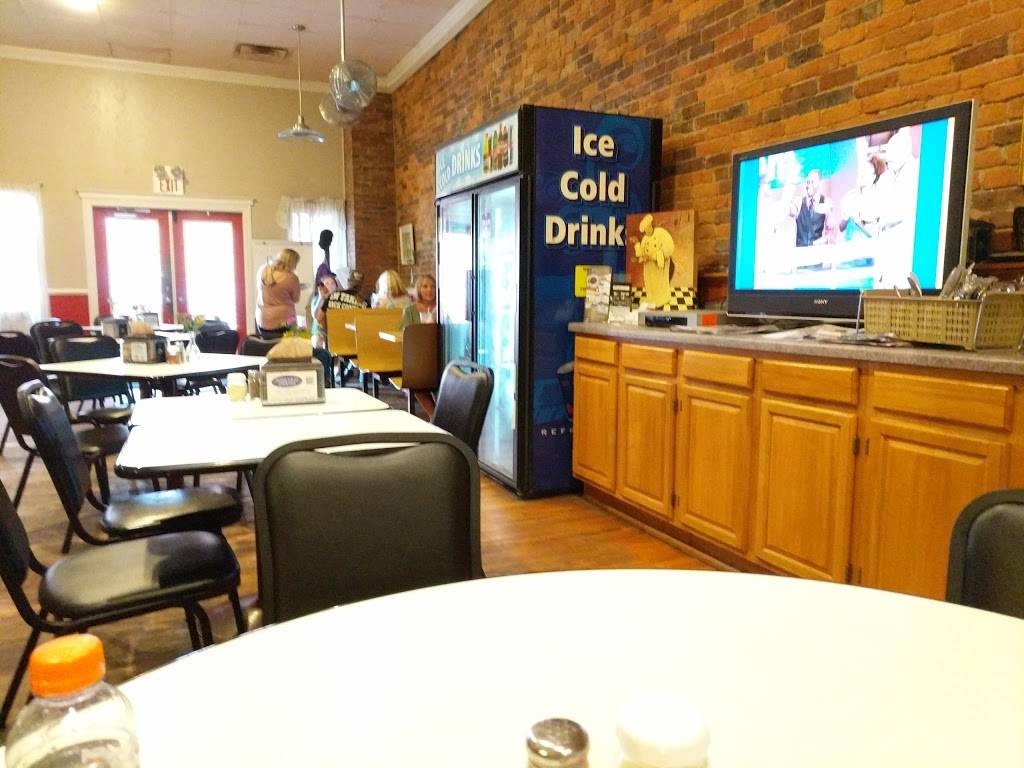 Bocelli Pizza & Pasta Shoppe | restaurant | 102 Depot St, Shelbyville, TN 37160, USA | 9316809579 OR +1 931-680-9579