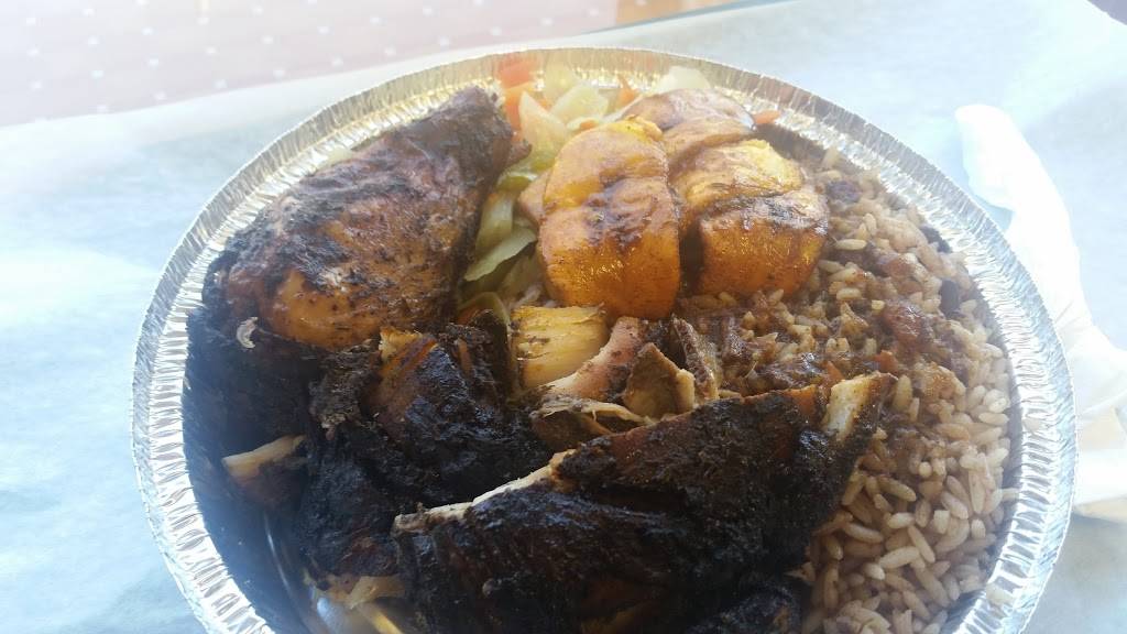 Negril Restaurant | restaurant | 3632 NY-112, Coram, NY 11727, USA | 6314969594 OR +1 631-496-9594