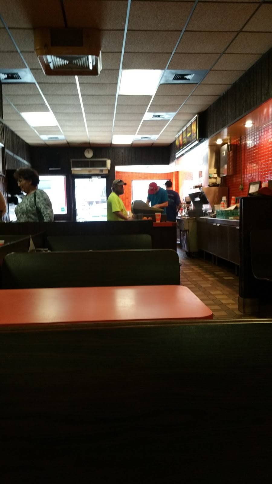 Coney Island Hot Dogs | restaurant | 114 4th St S, La Crosse, WI 54601, USA | 6087826314 OR +1 608-782-6314