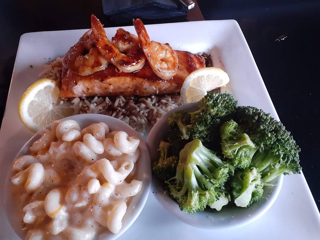 District 41 Sports Bar | restaurant | 605 Pilot House Dr, Newport News, VA 23606, USA | 7572230552 OR +1 757-223-0552