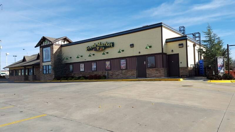 Braums Ice Cream & Burger Restaurant | restaurant | 10000 SE 15th St, Midwest City, OK 73130, USA | 4057331088 OR +1 405-733-1088