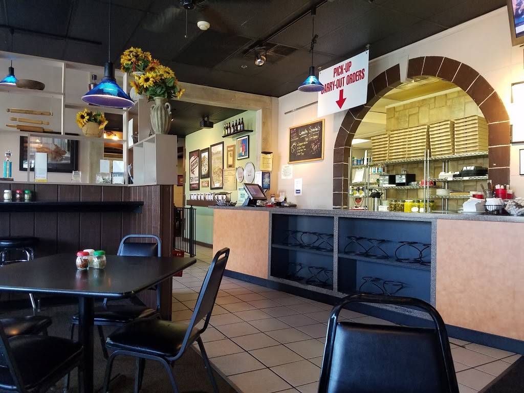 Painturos Pizza | restaurant | 522 W Main St, Lebanon, TN 37087, USA | 6154438444 OR +1 615-443-8444