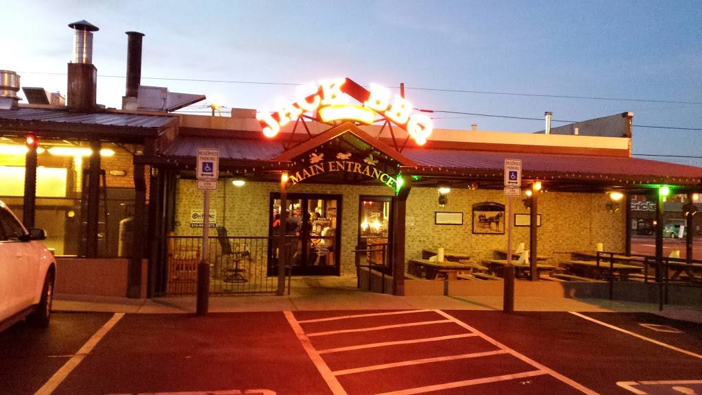 Burger King | restaurant | 1501 Charlotte Ave, Nashville, TN 37203, USA | 6153201600 OR +1 615-320-1600