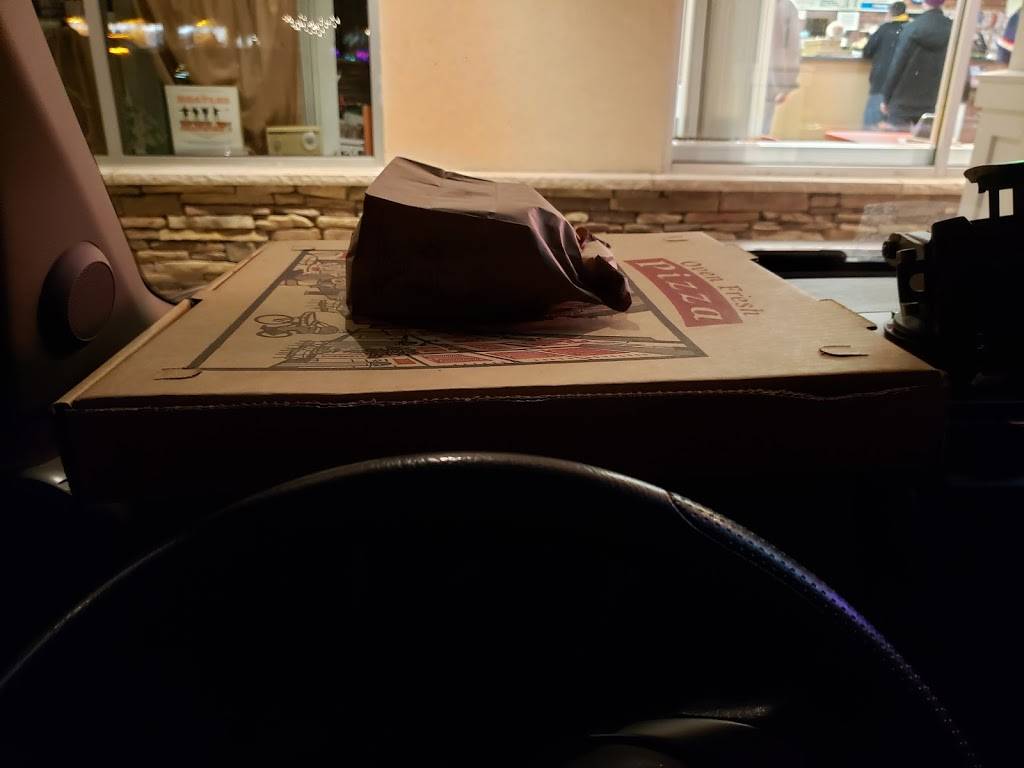 Somerset Famous Pizza | restaurant | 1224 Wilbur Ave, Somerset, MA 02725, USA | 5086790097 OR +1 508-679-0097