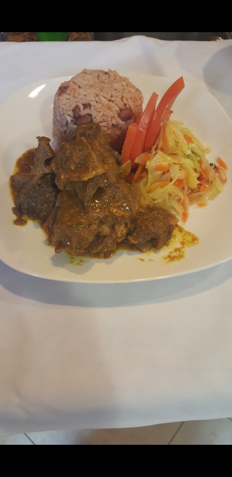 Island Vybz Jamaican Cuisine | restaurant | 15215 Collier Blvd #323, Naples, FL 34119, USA | 2393849172 OR +1 239-384-9172