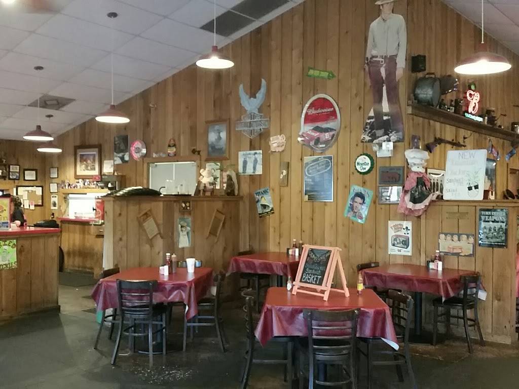 Brads Bar-B-Q | restaurant | 6540 US-64, Oakland, TN 38060, USA | 9014660545 OR +1 901-466-0545