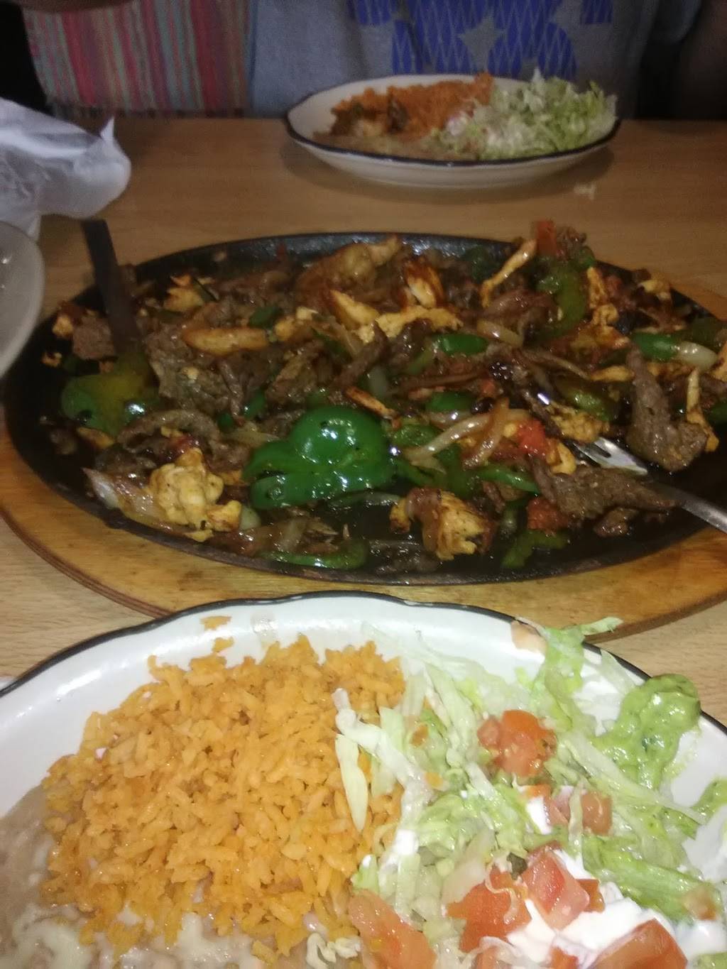 Fiesta Grill | restaurant | 429 E Main St R, Liberty, SC 29657, USA | 8648432121 OR +1 864-843-2121