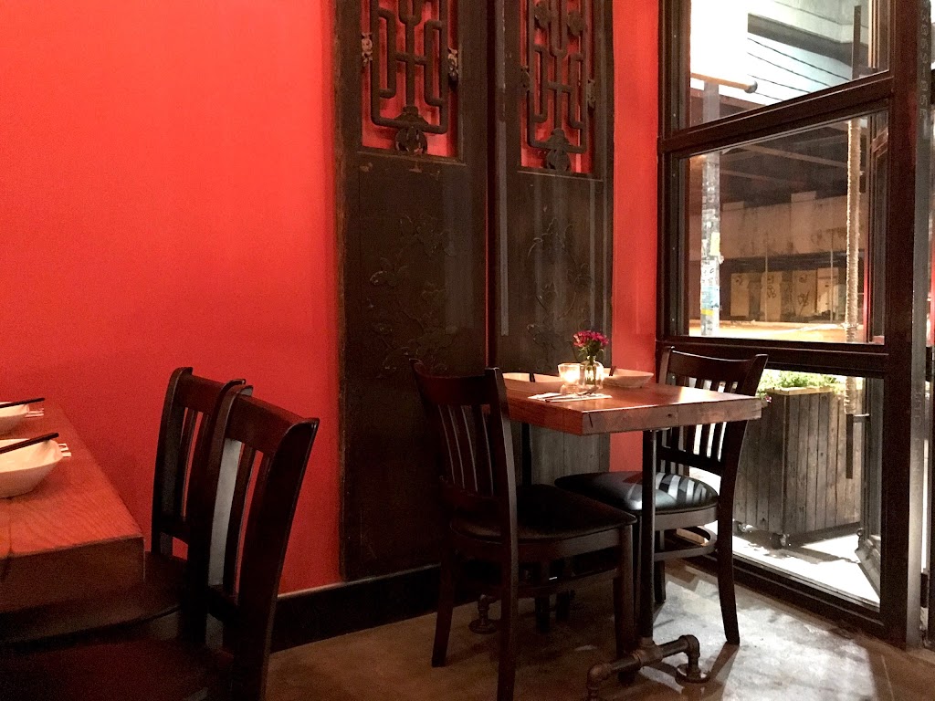 Chive Blossom | restaurant | 394 Bedford Ave, Brooklyn, NY 11249, USA | 7185763571 OR +1 718-576-3571