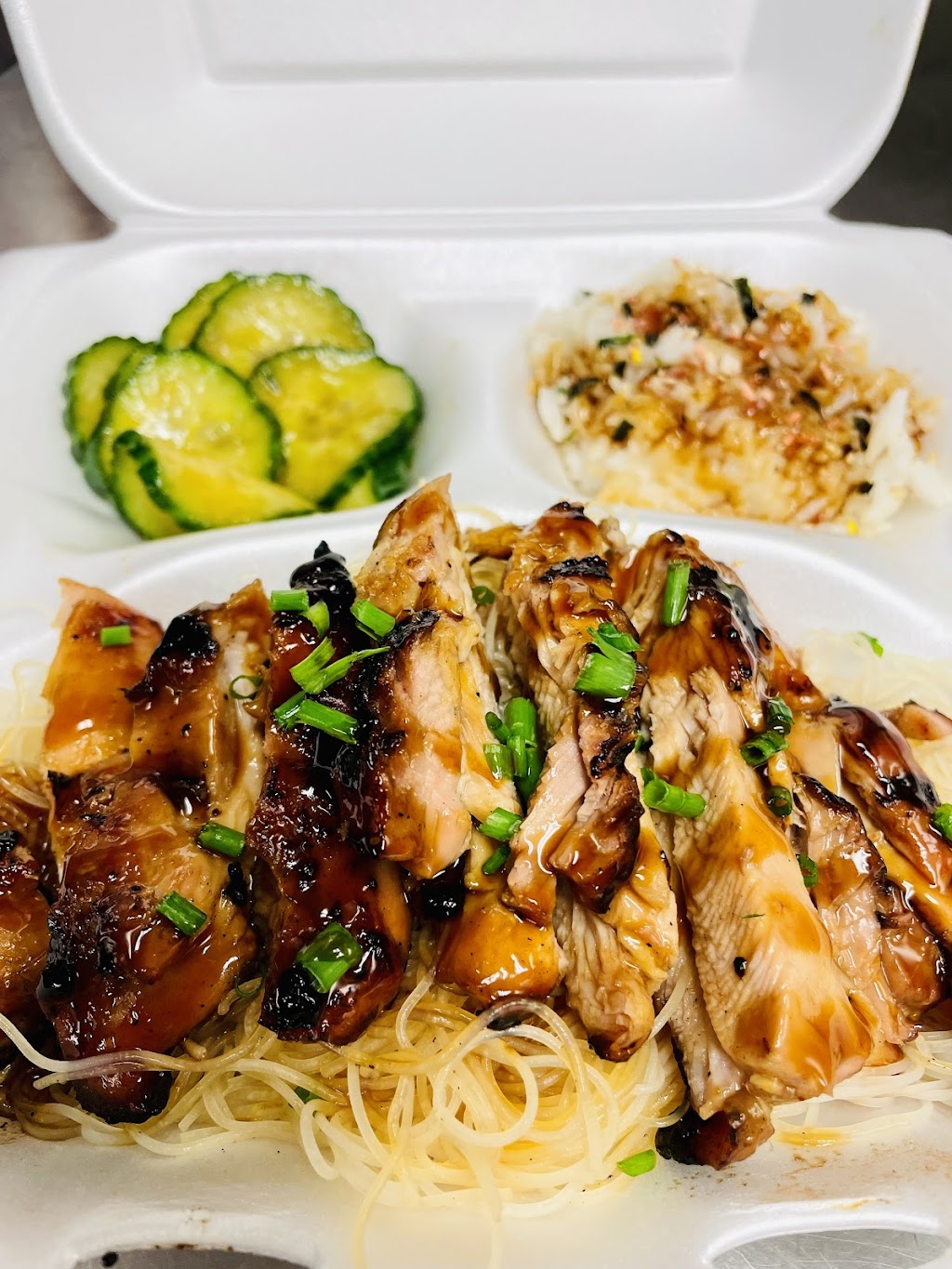 Deep South Fusion | restaurant | 2368 Bayou Blue Rd, Houma, LA 70364, USA | 9856885270 OR +1 985-688-5270