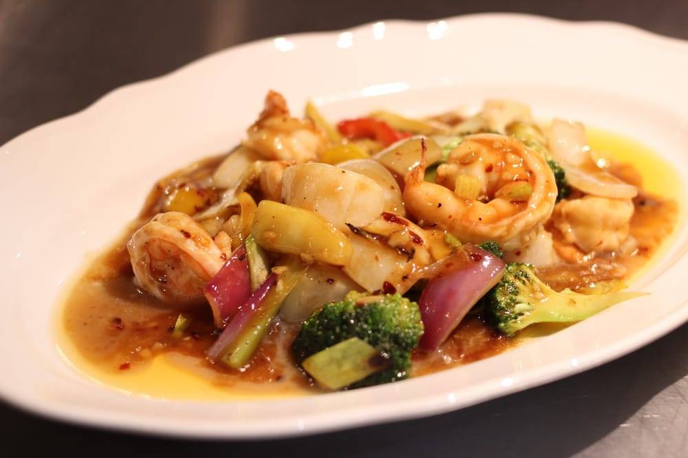 Han 202 Restaurant | restaurant | 605 W 31st St, Chicago, IL 60616, USA | 3129491314 OR +1 312-949-1314