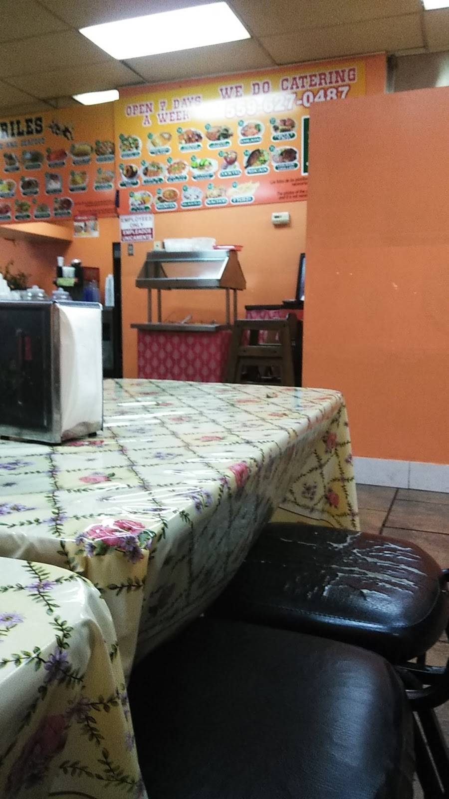 Los Toriles | restaurant | 2737 S Mooney Blvd, Visalia, CA 93277, USA | 5596270487 OR +1 559-627-0487