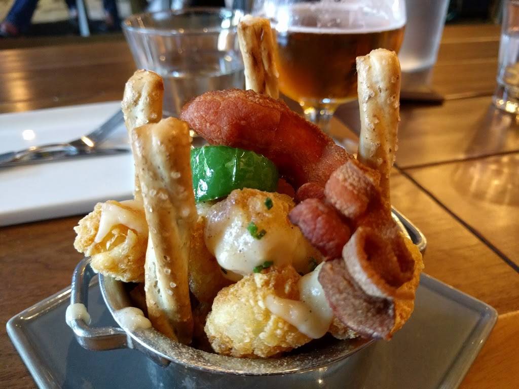 Shell Shock Restaurant | restaurant | 124 Castro St, Mountain View, CA 94041, USA | 6509888881 OR +1 650-988-8881