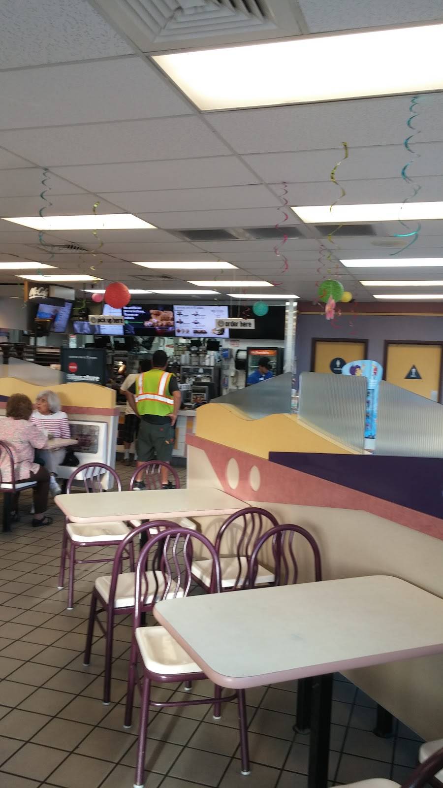 McDonalds | cafe | 130 W Sepulveda Blvd, Carson, CA 90745, USA | 3108477543 OR +1 310-847-7543