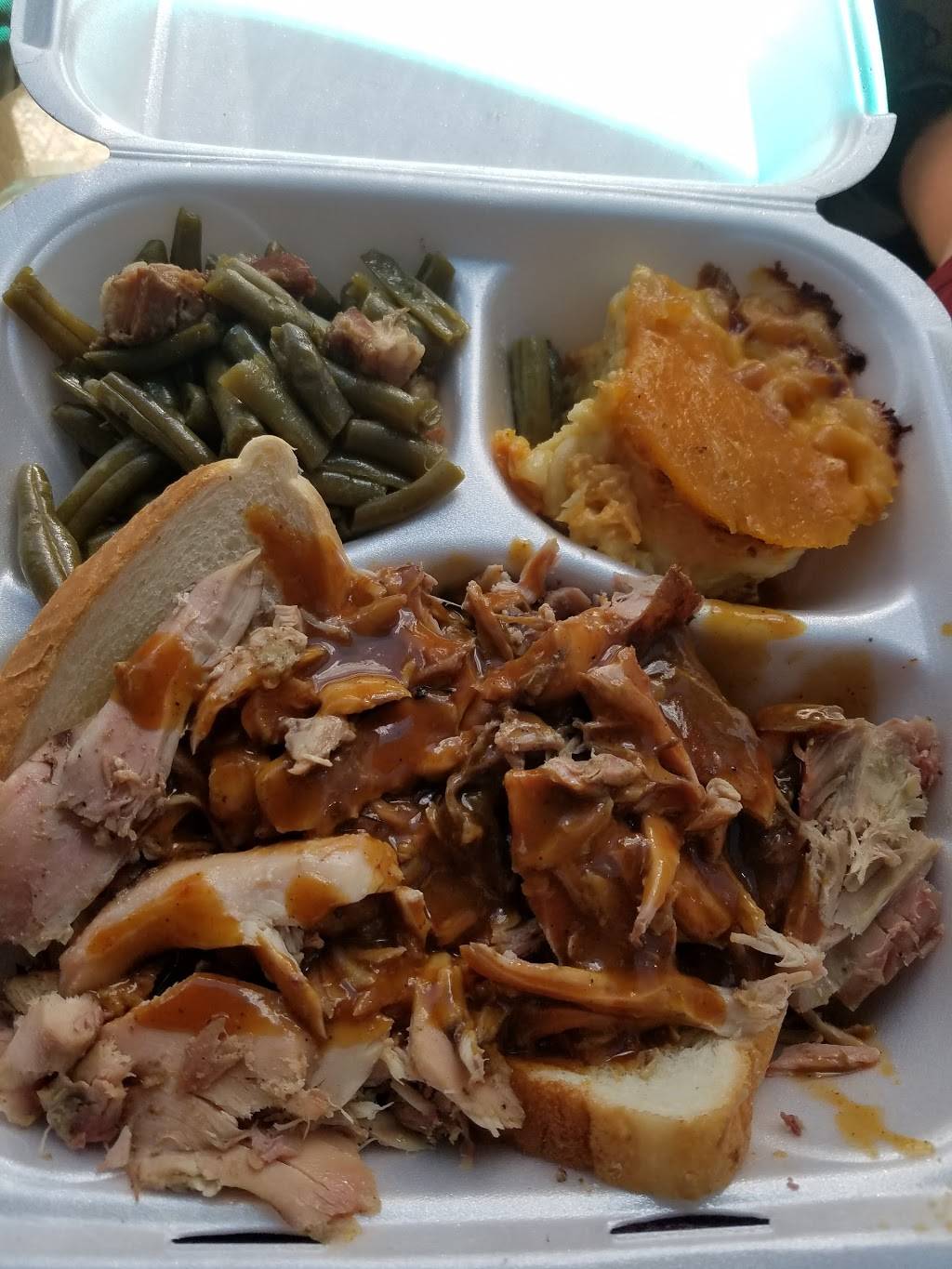 Mr. Eds Heavenly Barbecue | restaurant | 5426 Blanding Blvd, Jacksonville, FL 32210, USA | 9048749418 OR +1 904-874-9418