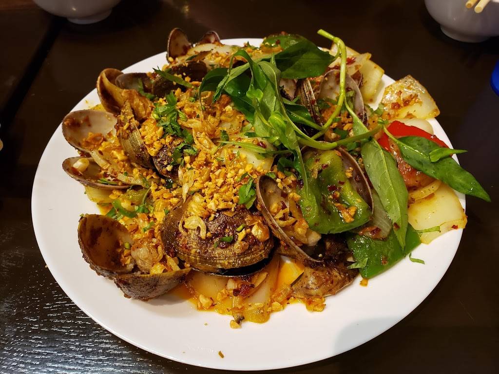 Oc House | restaurant | 4229 SE 82nd Ave #3, Portland, OR 97266, USA | 5038415610 OR +1 503-841-5610