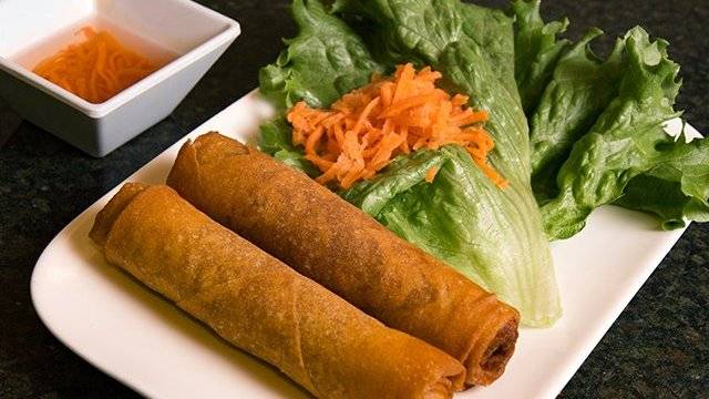 Pho Basil | restaurant | 1531 Eldridge Pkwy, Houston, TX 77077, USA | 2814936100 OR +1 281-493-6100