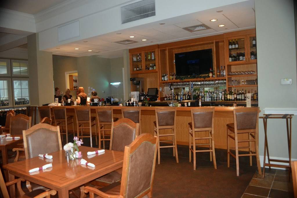 The Eagles Nest Restaurant at The Tillery Tradition Country Clu | restaurant | 214 Tradition Dr, Mt Gilead, NC 27306, USA | 9104395578 OR +1 910-439-5578