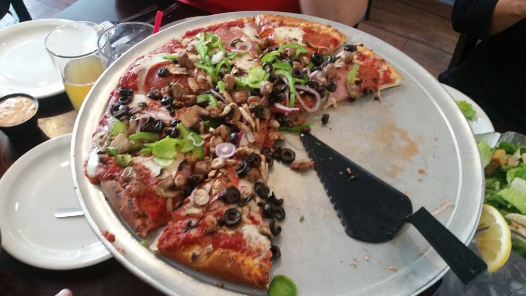 Ojai Pizza | restaurant | 331 E Ojai Ave, Ojai, CA 93023, USA | 8056467878 OR +1 805-646-7878