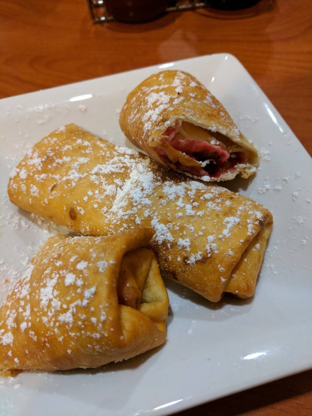 Perkins Restaurant & Bakery | restaurant | 1040 Pearson Dr, Hudson, WI 54016, USA | 7153869441 OR +1 715-386-9441