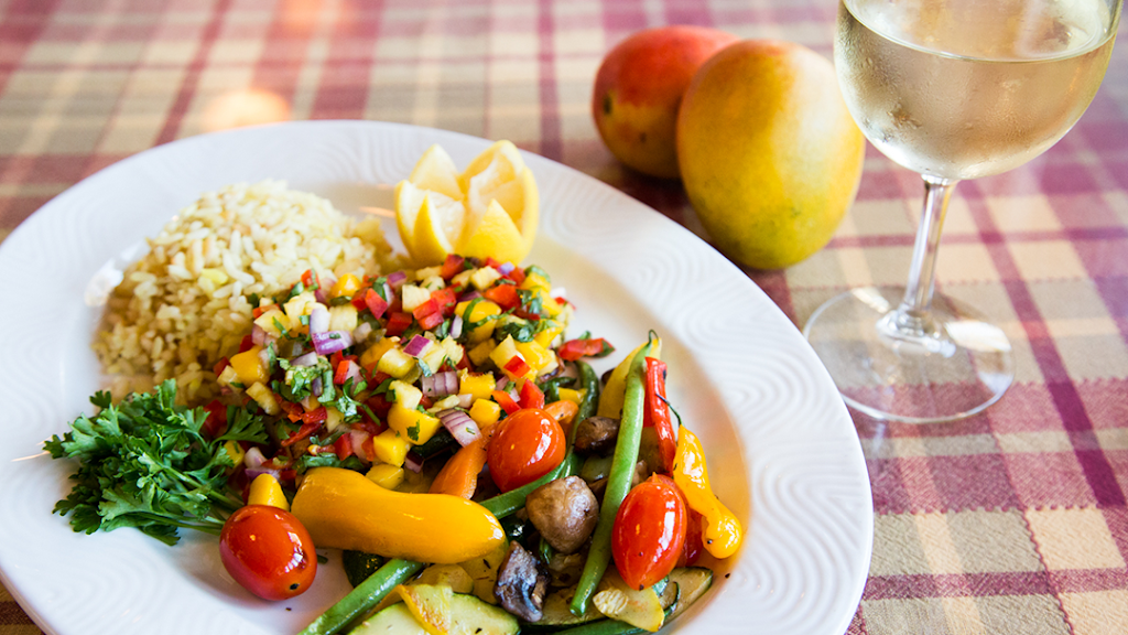 Wilmas Patio Restaurant | restaurant | 203 Marine Ave, Newport Beach, CA 92662, USA | 9496755542 OR +1 949-675-5542